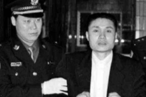 黑帮头目张君,被捕判处死刑,在生命最后300秒他讲了这样一番话 小时