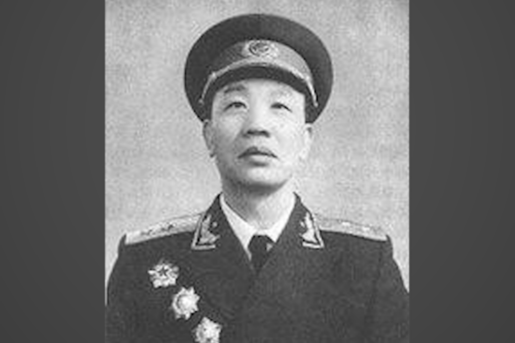 继王震将军之后,这位开国中将曾两度任职新疆,子女都是栋梁之材