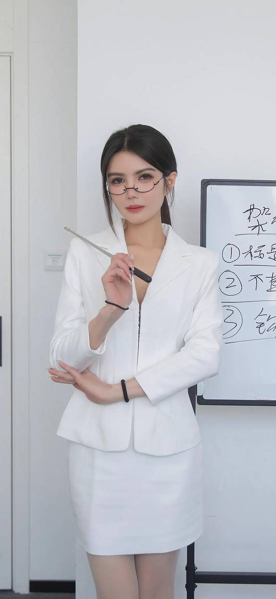 美女模特，争相斗艳