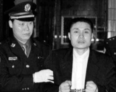 黑帮头目张君,被捕判处死刑,在生命最后300秒他讲了这样一番话