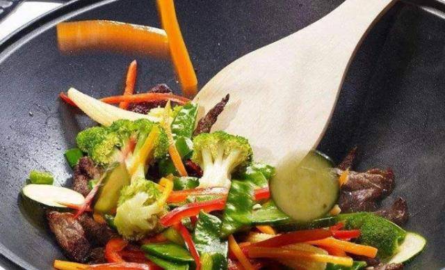 炒什么菜可以放糖桂花 c05fa6ac14204fb6bbdd9e7084925d3c.jpeg