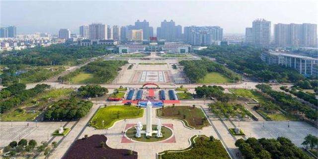 贵港的人均gdp_2020贵港5个区县gdp(3)