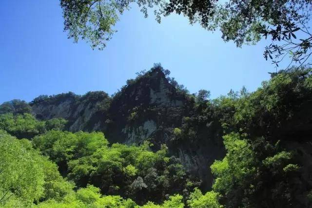 安康石泉有多少人口_石泉老街图片(2)