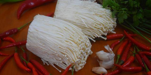 金针菇需要切头么 521fa8d3899946a99337ac96decafc14.jpeg