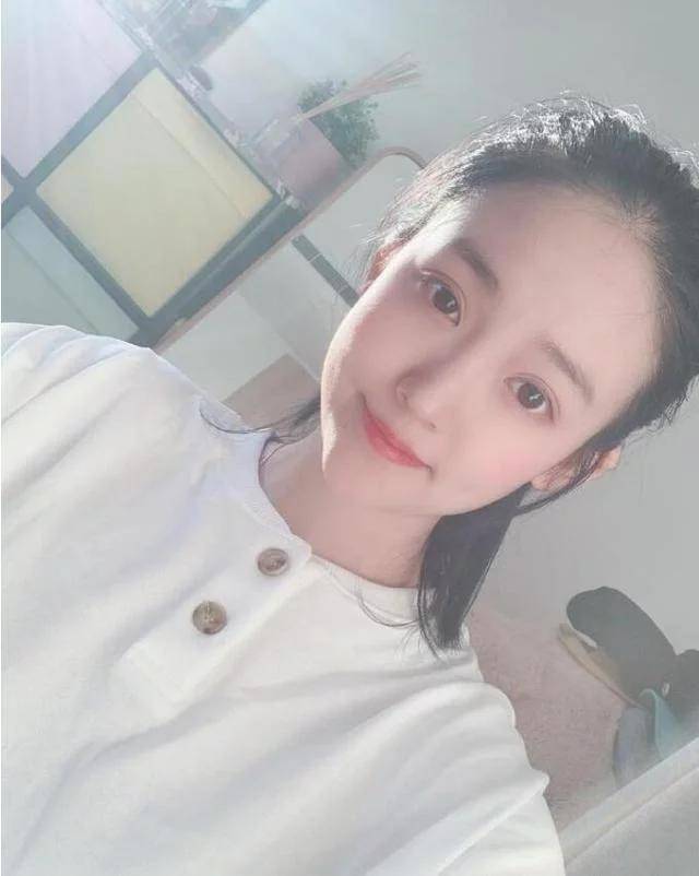 原创绿地“怀孕事件“张雨婷：以为美貌价值千万年，是你犯的最大错误