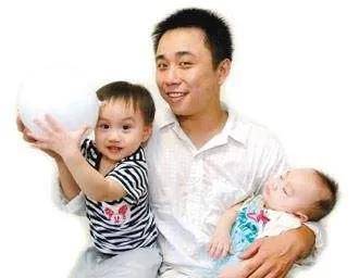 原创渣男靠儿子赚钱，二段婚姻失败，家暴成性还出轨？