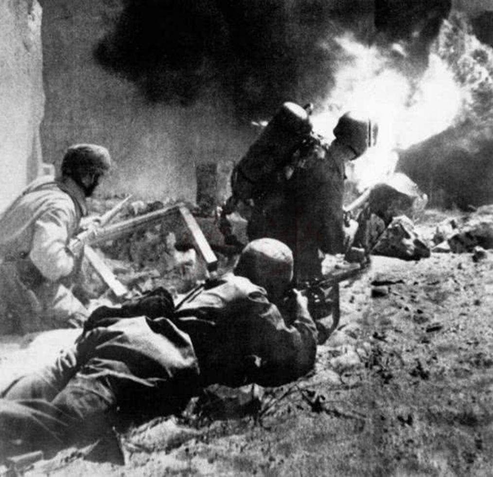 德国绿色伞魔的坟墓就在这里:1941年5月20日德军入侵克里特岛 德国绿色伞魔的坟墓就在这里:1941年5月20日德军入侵克里特岛