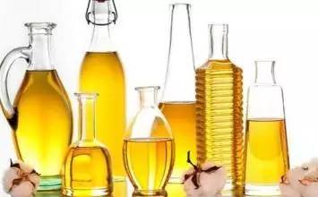 食用油过期怎么倒掉 30fa1d33639140de8b5818aec4b5171b.jpeg