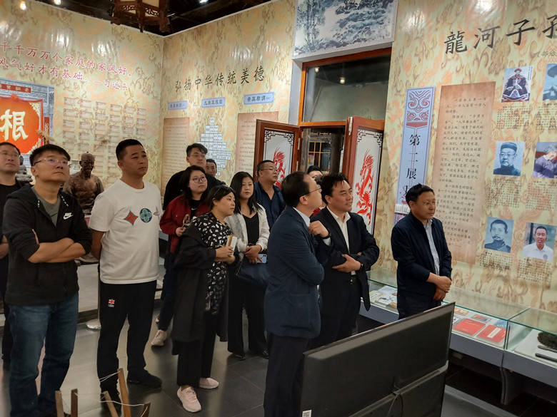 通过实地参观和听取情况介绍,孟德昌一行对灵丘县武灵镇发展旅游取得