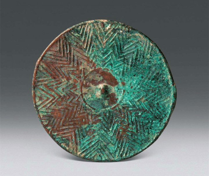皎皎青铜镜，斑斑白丝鬓——浅谈中国古代铜镜的起源和西汉以前铜镜的特点 