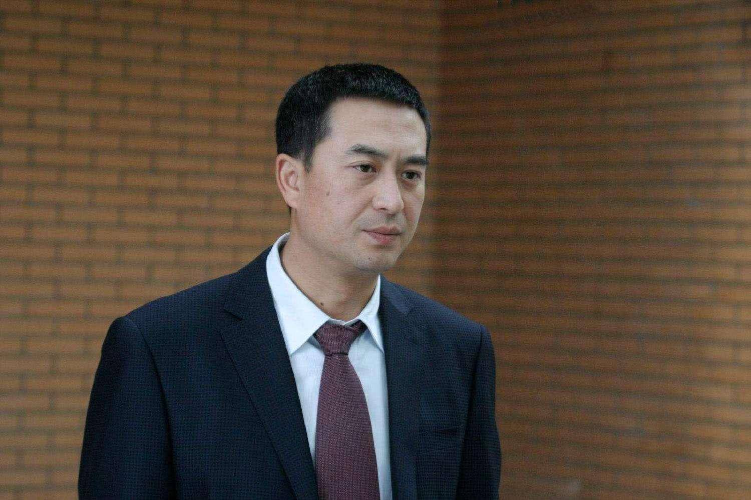 张嘉译新剧未播先火，多位老戏骨加盟，或成文