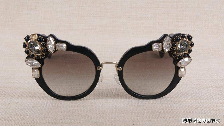 北京|Miu Miu缪缪眼镜介绍，及Miu Miu缪缪眼镜太阳镜的维修修理