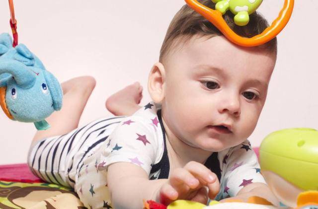 几个月的婴儿可以看太阳 120111e2d1d94df2b3a5671b4d58f64d.jpeg