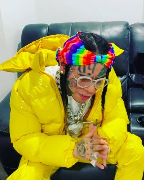 6ix9ine最爱名表收藏炫富炫出名的男人就是花钱不手软