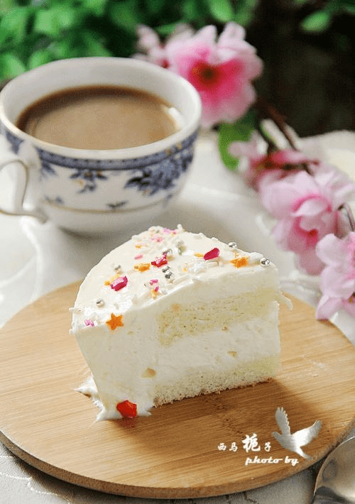 玉米味冰淇淋蛋糕 a9e1a7cc5aff44c7b0aa7f6eb5788e4c.png