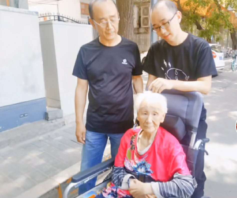 李静芝的儿子找到了儿子来到了西安生活