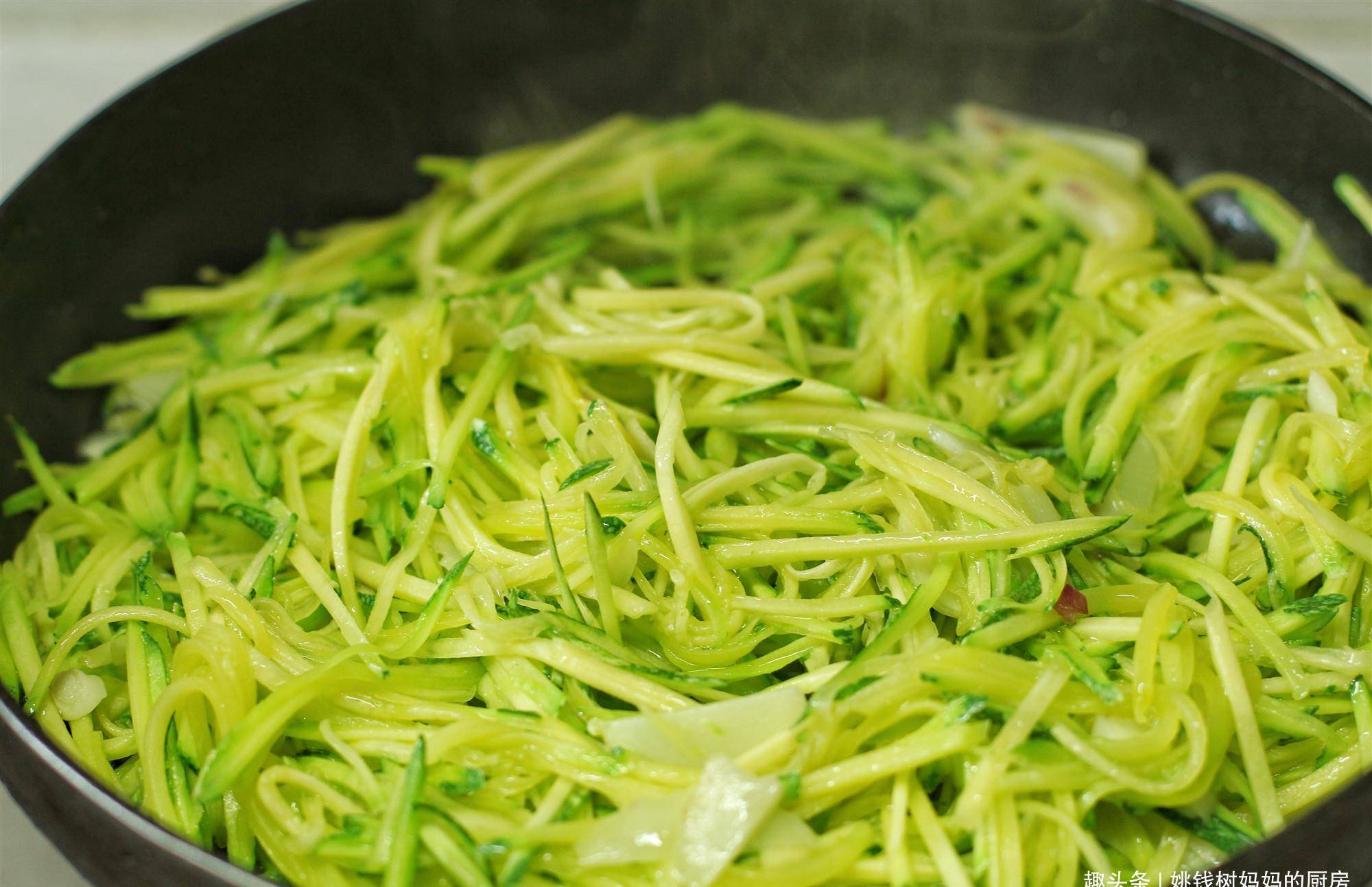 子姜怎么种 5950dbc718544af2875b74ed9e99232b.jpeg