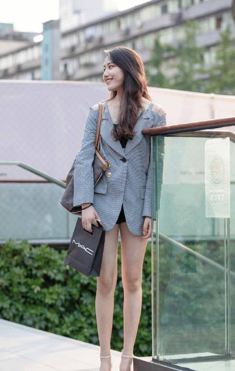 ccd018346bf44d7999258b703cb82040.jpeg