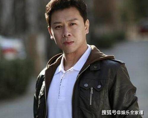 胡亚捷