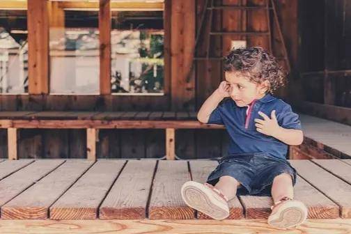 原创月薪6千，却想让孩子读5万的幼儿园，穷家富养能挤进“优质圈”吗