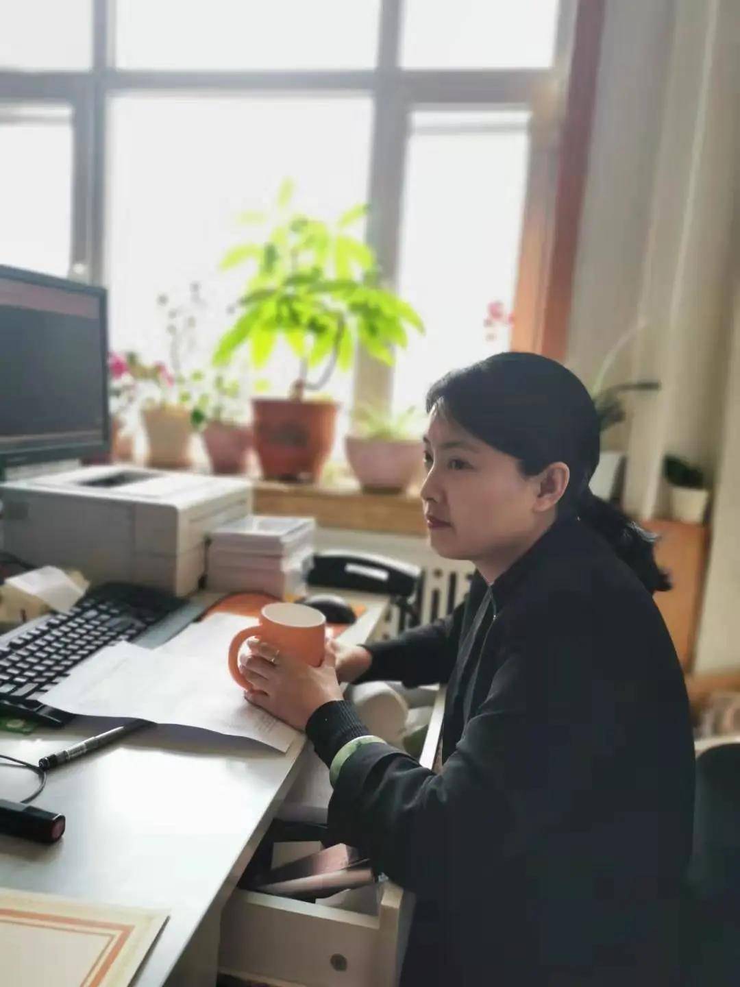 长春人口语_任人摆布的长春美女