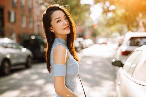 金晨点赞于正的背后，这些蛛丝马迹，让吃瓜群