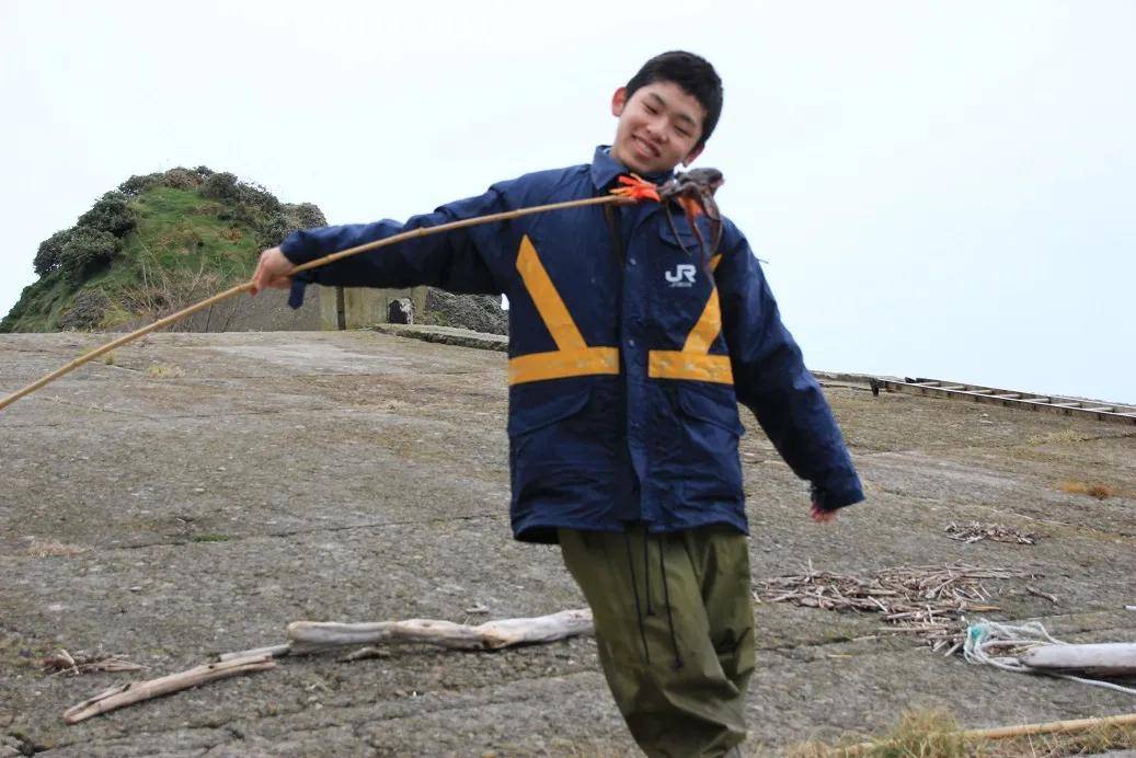 上海“1人幼儿园”引4亿人爆笑，日本这所“1人中学”却让无数人留下眼泪...