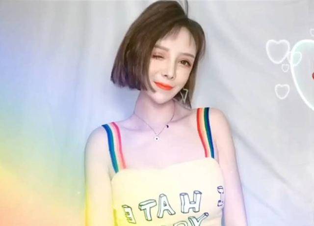 孕妈孕期增重50斤，靓妹变身“油腻大婶”，网友：非必要，别怀孕