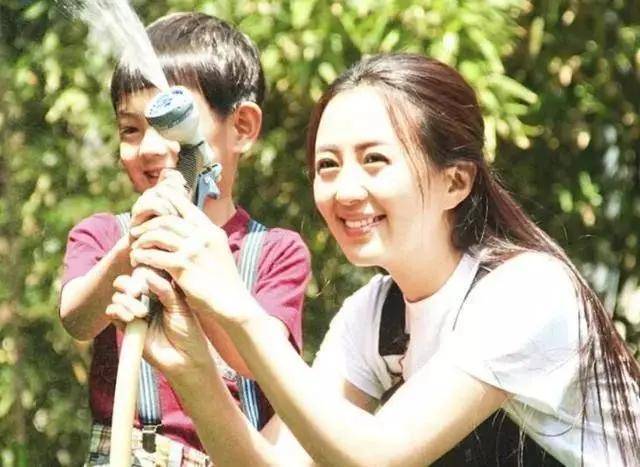 她拍戏意外怀孕，如今10年过去了，孩子的父亲依旧是个谜