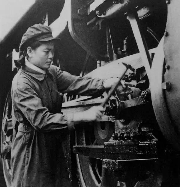 [珍藏]50年代老照片，那些36行人物的典型时代形象印记，高清修复翻拍[36P]-BB姬