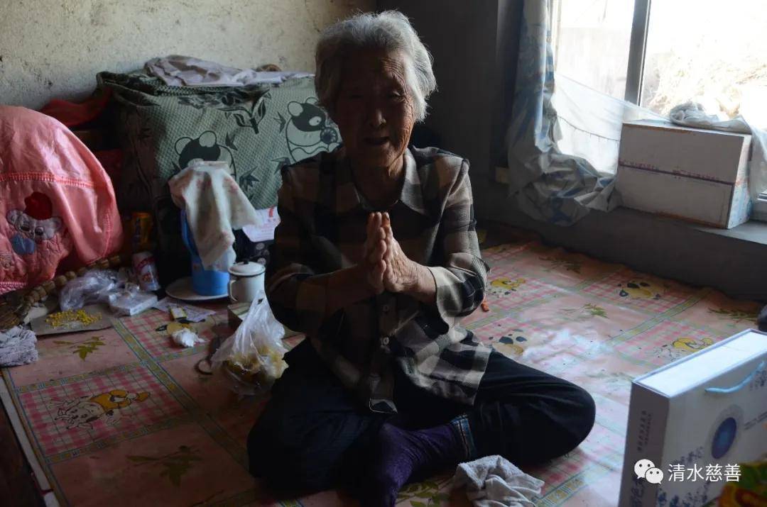 下乡送温暖,清水慈善为瓦房店市三台乡送爱心物资