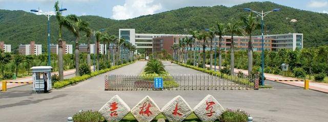 吉林长春最好的4所大学，榜首没悬念，其他三所也是实力强劲！