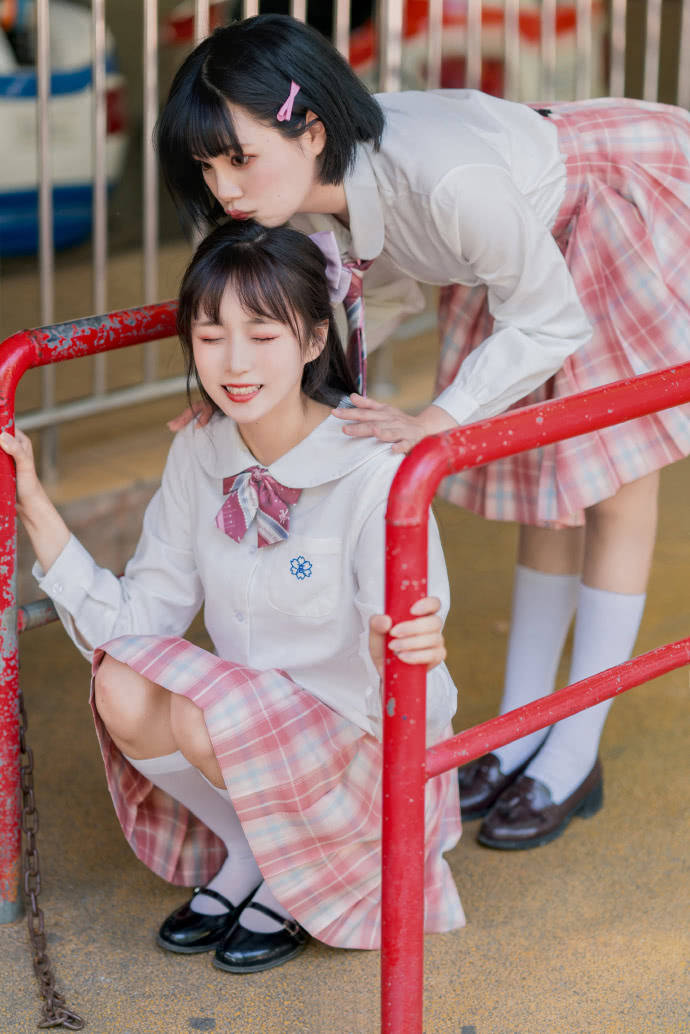 jk少女,我喜欢这样跟着你, 随便你带我到哪里.