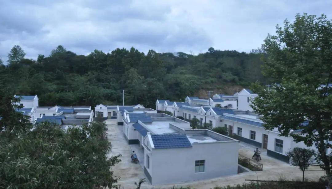蕲春县各镇人口_蕲春县各镇地图(3)