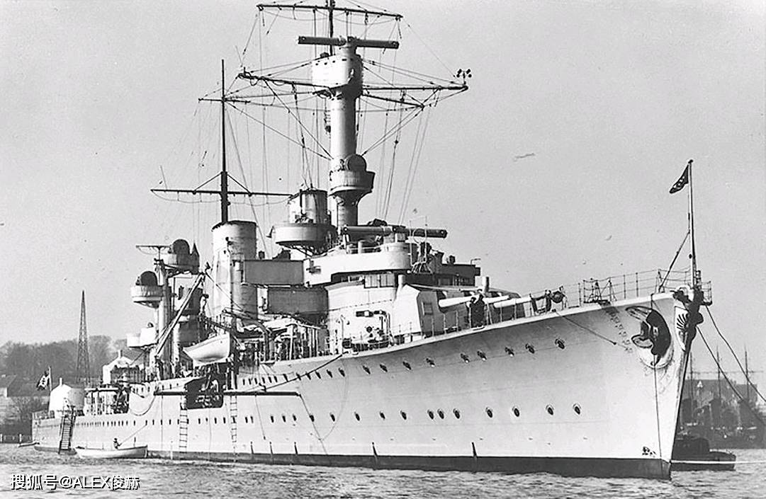 二战前德国新巡洋舰:150毫米舰炮布局罕见,装甲焊接非