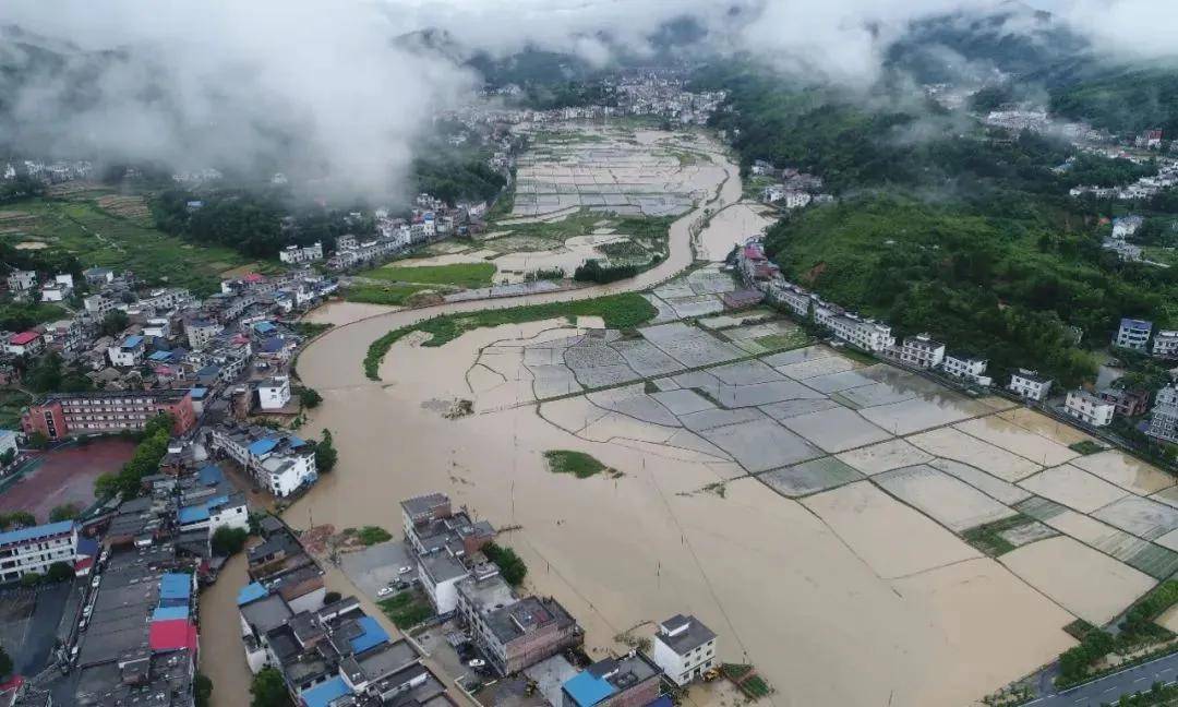 阳朔2021经济总量_阳朔西街图片2021(3)