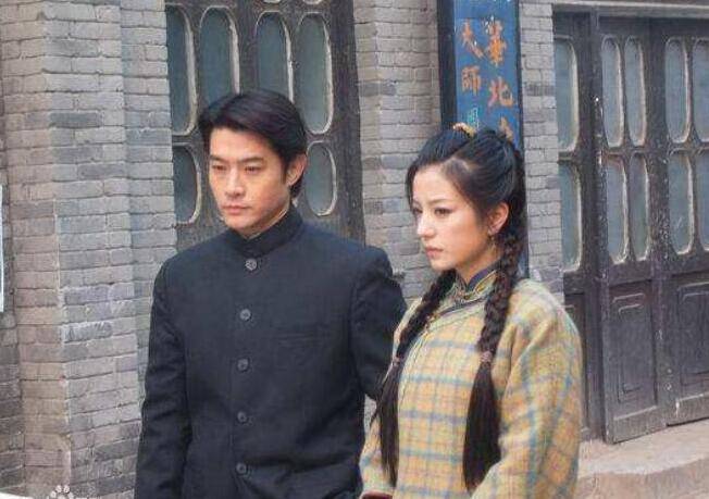 12年前牵手伊能静的黄维德,如今事业低迷,与女友相恋28年不结婚