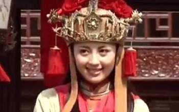 史上最丑皇后结局 70cdec6f8f52422f828c0c39bba96284.png