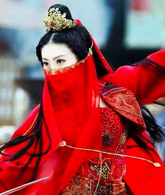 面纱▲她的最惊艳大气,女星古装戴面纱谁最美?唐嫣甜美清纯