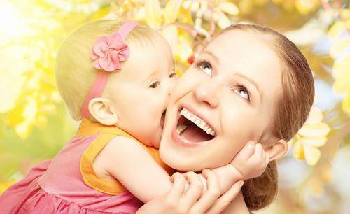 婴儿几个月出牙期哭闹 d8f683cc40084b729755ef334e6f7960.jpeg