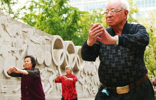大爷大妈更胜一筹？高盛称散户选股目前表现超