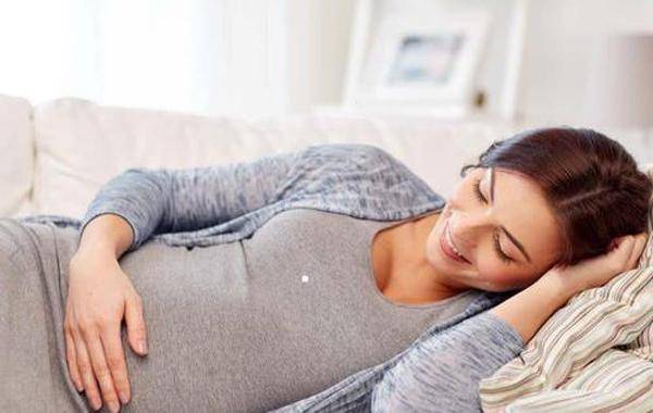 孕期常见的五种胎动，出现这三种，多半是腹中胎儿正在向妈妈求救