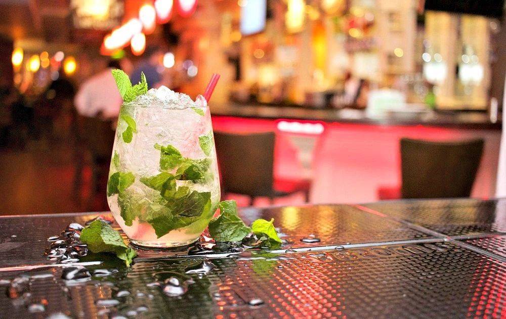 周杰伦发新歌《mojito"莫吉托"的英文到底怎么念?