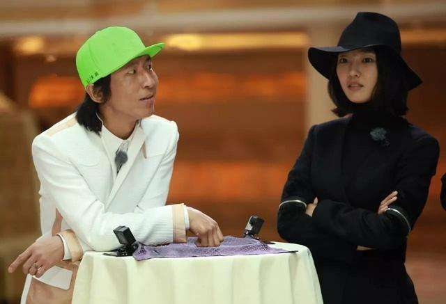 从“一指禅”小鲜肉到与肥硕矮丑男亲密，失婚