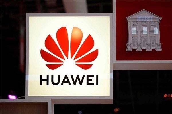 谷歌前CEO：应该正面与华为等中国厂商竞争，而