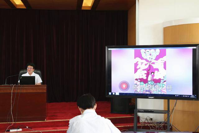 太原市中心医院支援湖北医疗队员走进市政府进行事迹宣讲