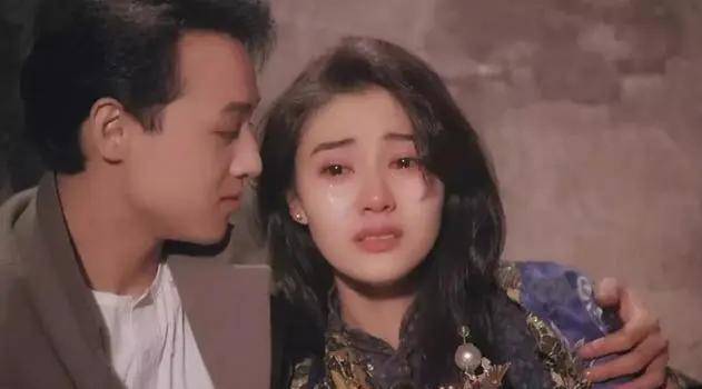 李嘉欣为进豪门不惜“头破血流”，屡次失败后