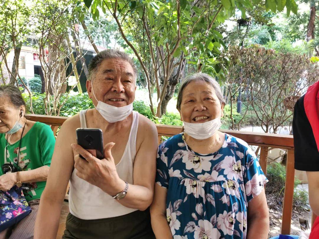 拍奶奶的视频抖音最火 c8de6913b91742b785dc819e4c57f4dd.jpeg