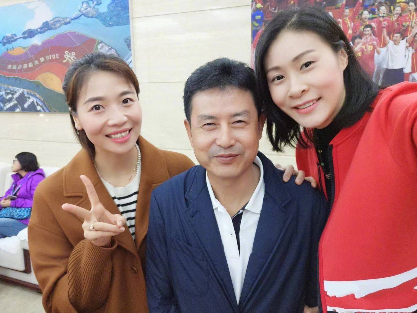 原创中国女排功勋主教练,与郎平其名,曾带领女排走出低谷