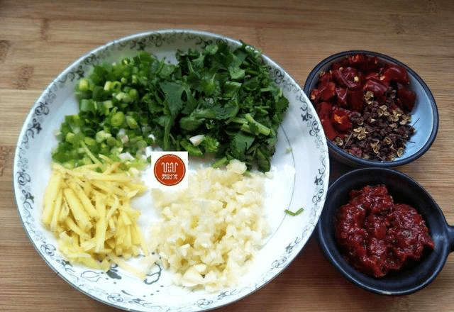 健康水煮菜简单做法 615be91470f949feaccba024ee331bda.png